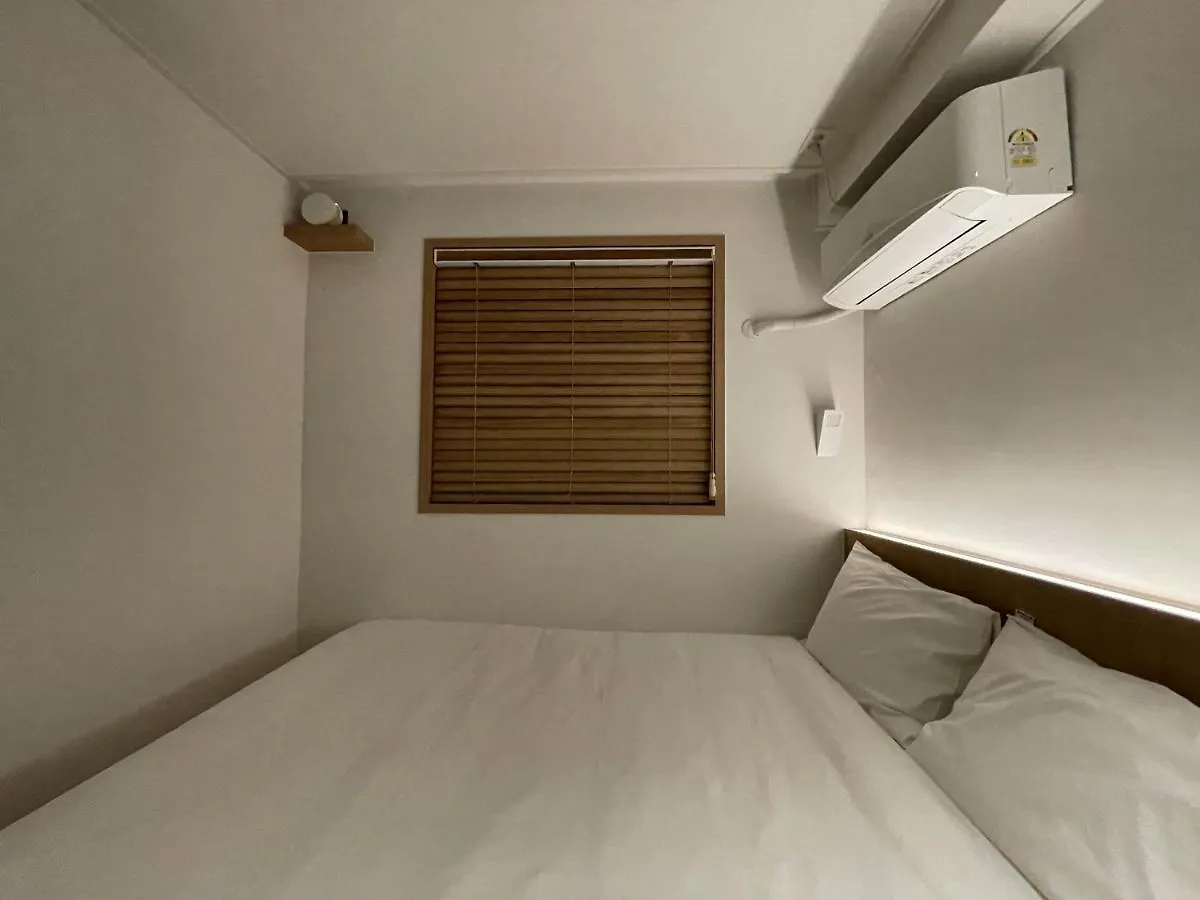 Butlerlee Bricks Hostel Seoul 0*,  South Korea