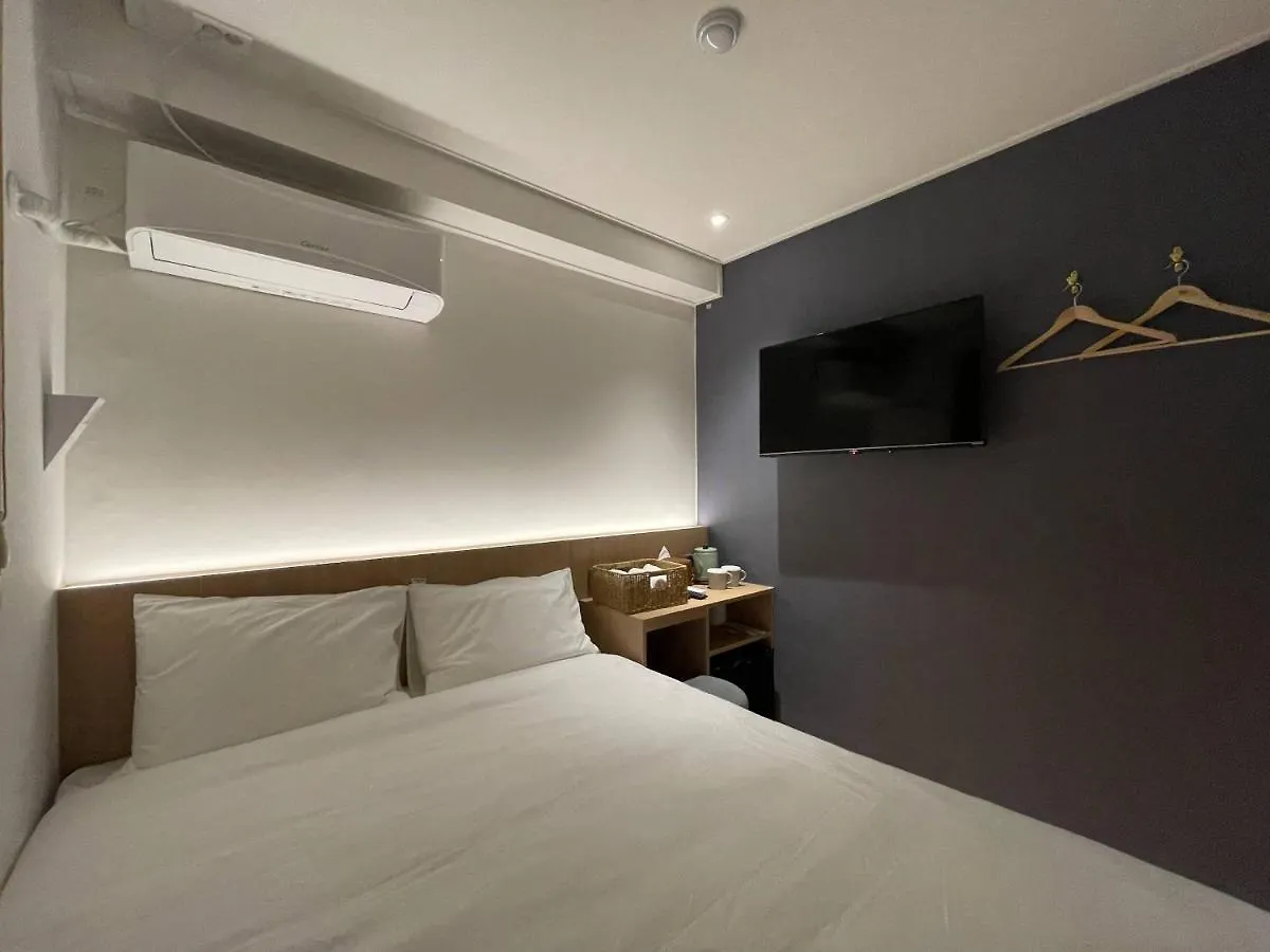 Butlerlee Bricks Hostel Seoul