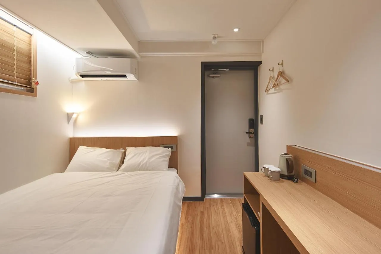 Butlerlee Bricks Hostel Seoul