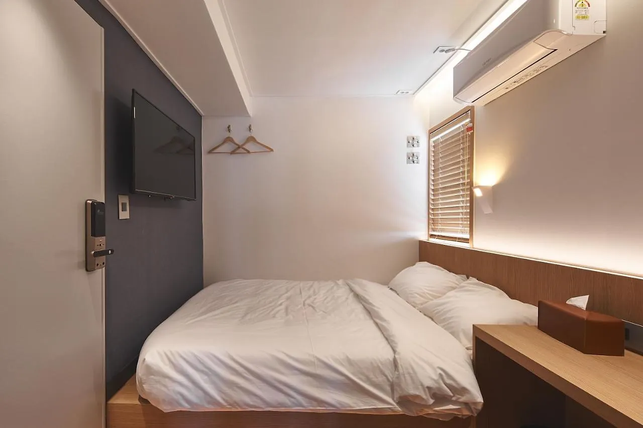 Butlerlee Bricks Hostel Seoul