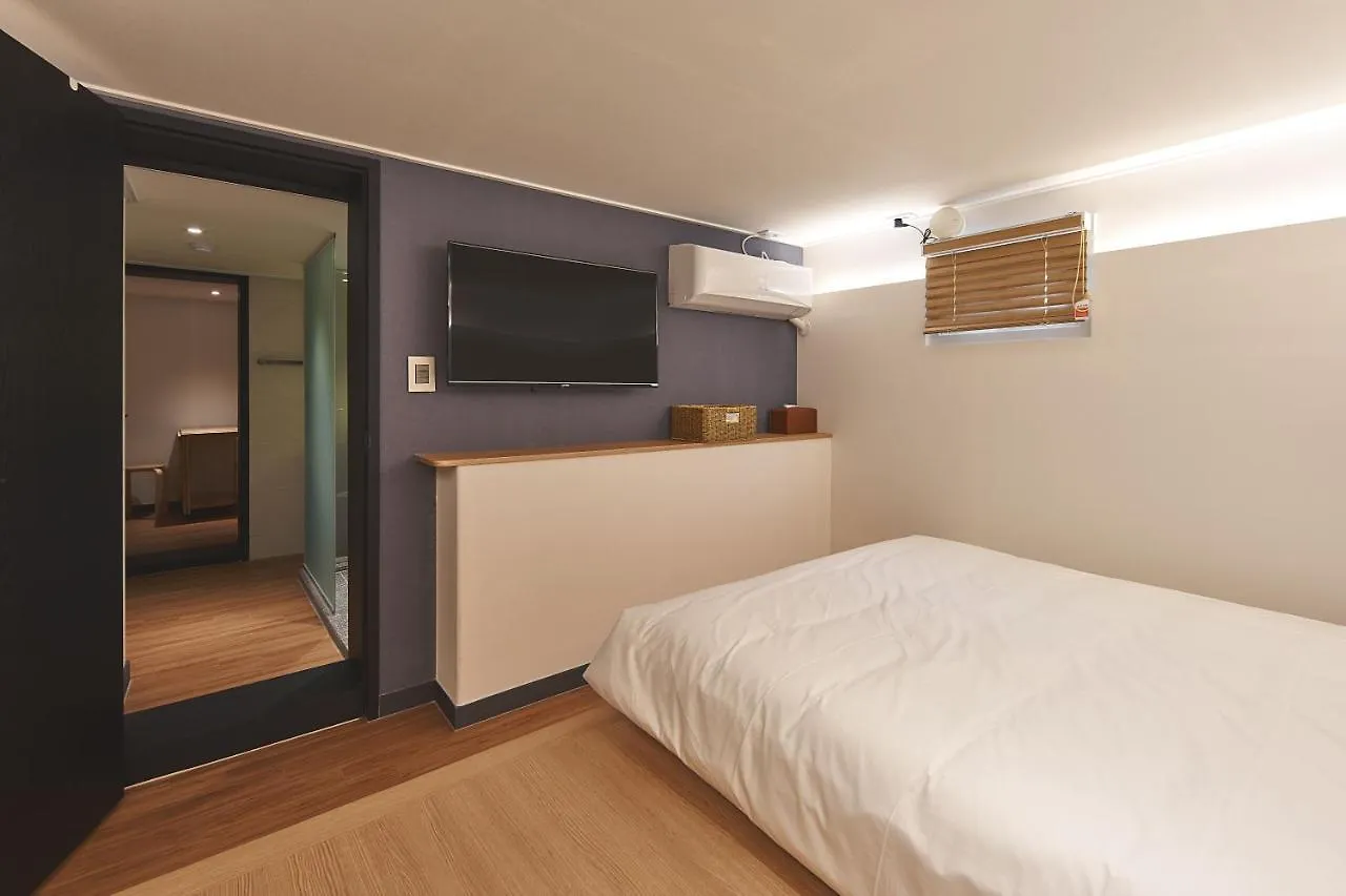 Butlerlee Bricks Hostel Seoul South Korea