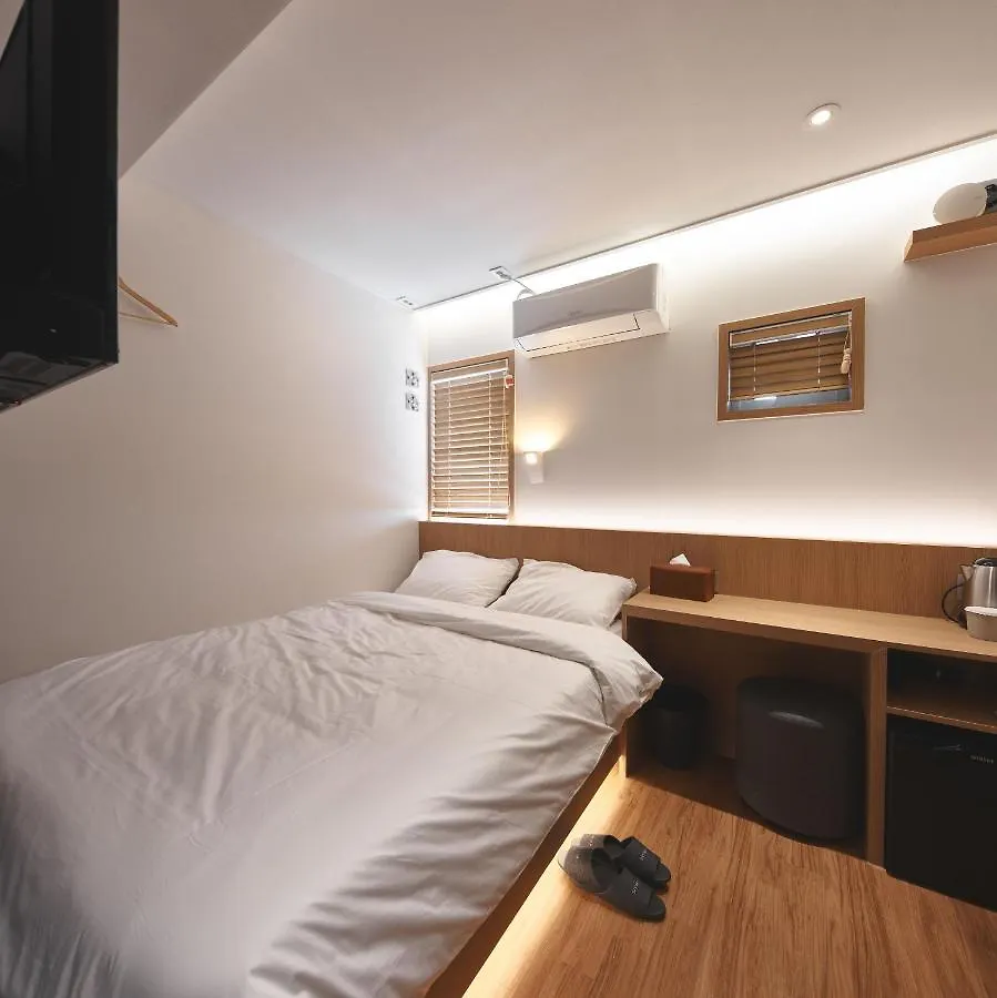 Butlerlee Bricks Hostel Seoul South Korea