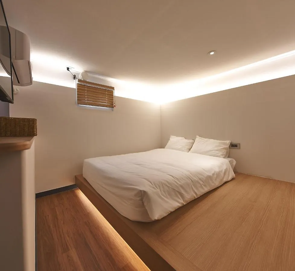 Butlerlee Bricks Hostel Seoul